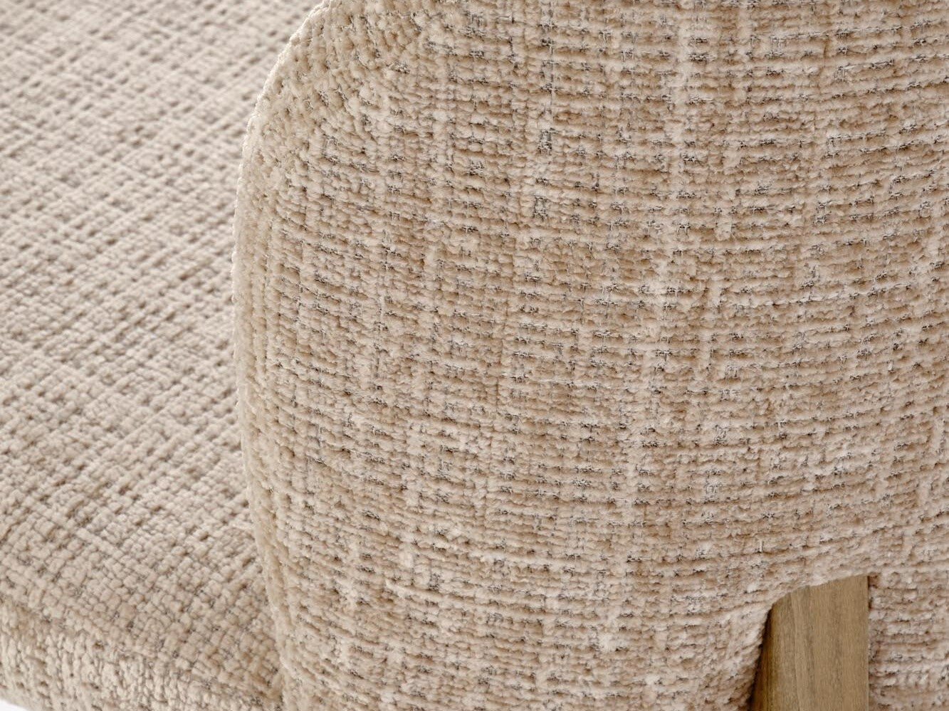 Kėdė BASSO kėdė šviesi graikinis riešutas/ CREMONA 14 (beige) V-PL-N-BASSO-J.ORZECH/CREMONA14, Spalva: Beige + Graikinis riešutas